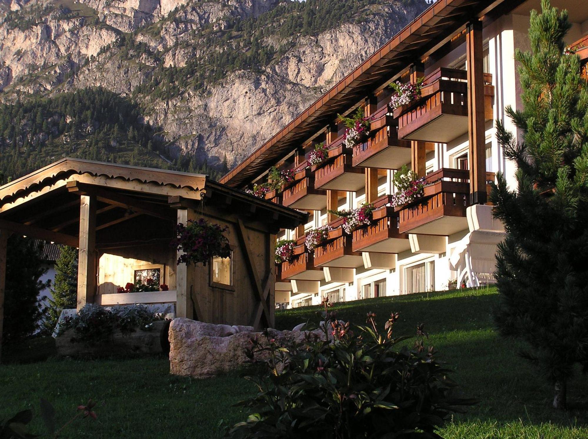 Residence Isabell Selva di Val Gardena Exterior foto